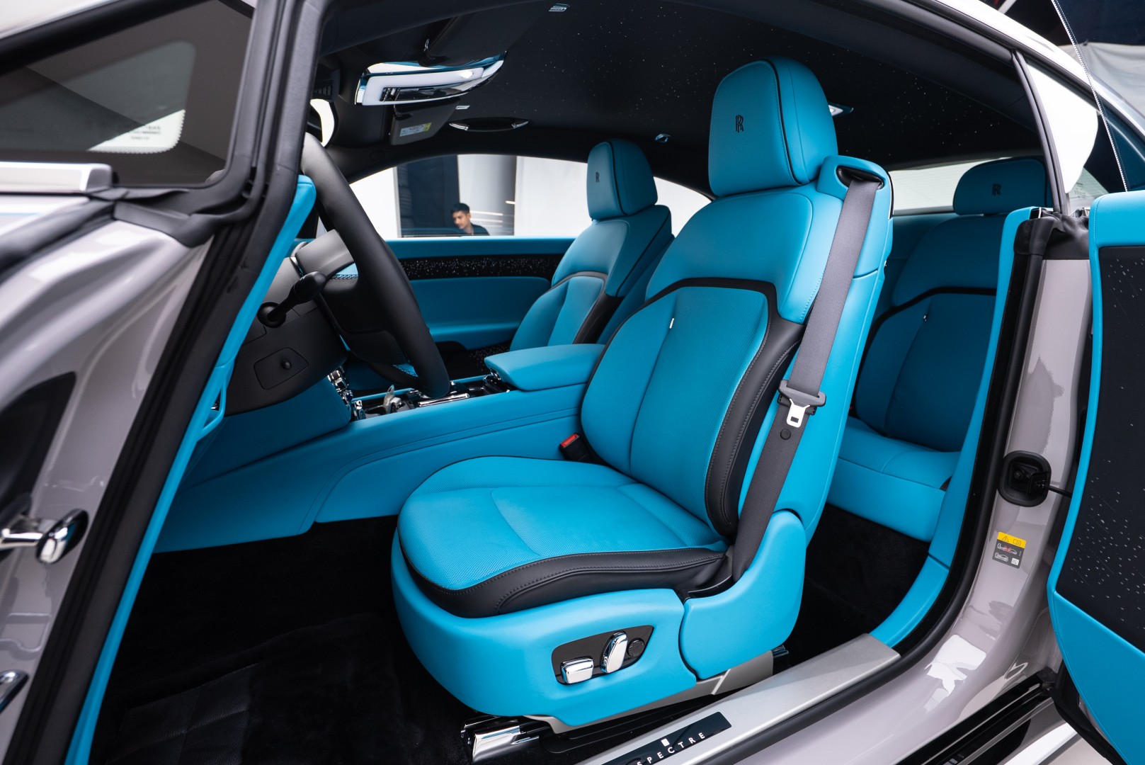 2025 ROLLS ROYCE SPECTRE |BLACK BADGE | FULL OPTION 